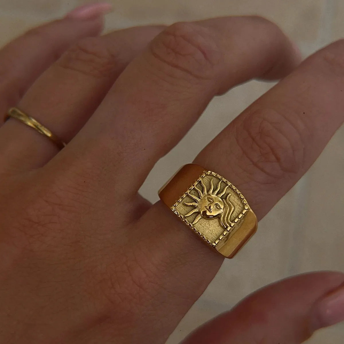 Retro Sun 18k Gold Plated Metal Wholesale Rings