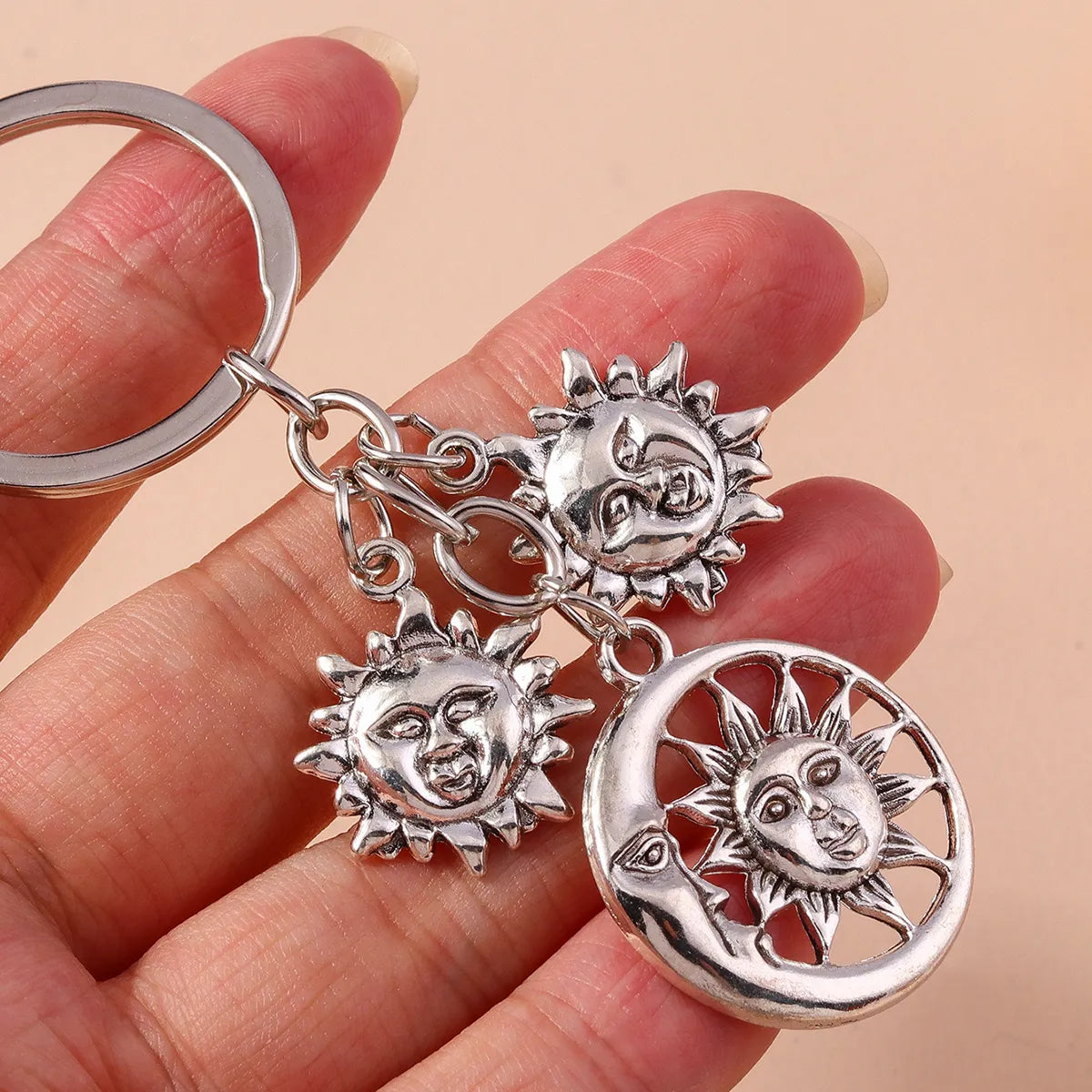 Retro Sun Moon Alloy Bag Pendant Keychain