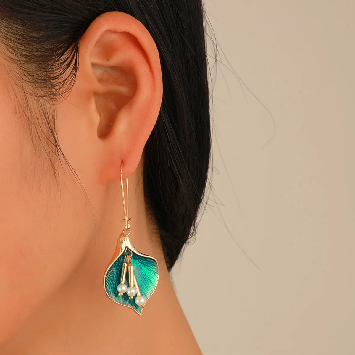 Geometric Alloy Earrings