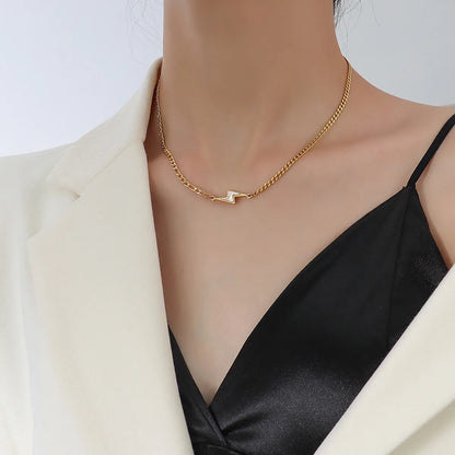 Retro Titanium Steel Plated White Shell Lightning Necklace Clavicle Chain Jewelry