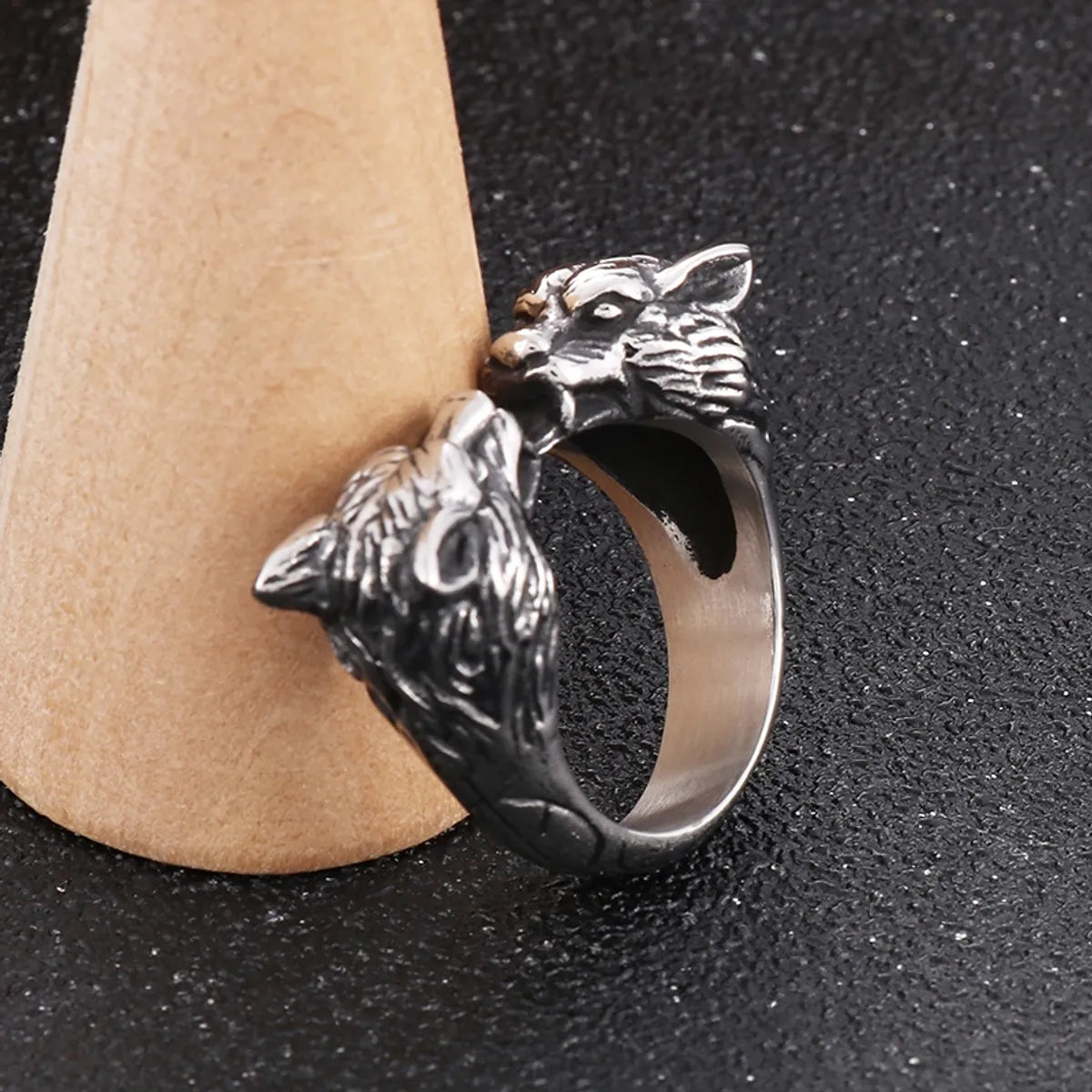 Retro Wolf Stainless Steel Plating Rings 1 Piece