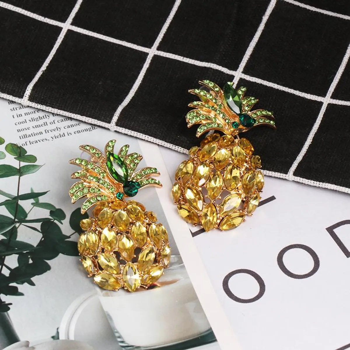 Rhinestone Crystal Pineapple Earrings Individual Fruit Earrings