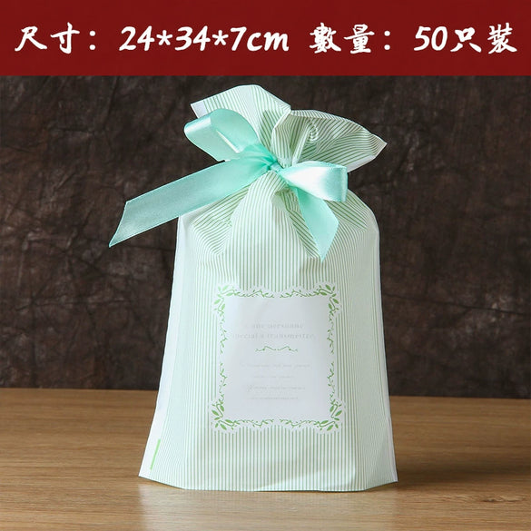 Ribbon Drawstring Gift Bag For Christmas And New Year Packaging Candy Paper Bag Biscuit Bundle Pocket Made Of Pe With Gravure Printing Craft For Casual Use