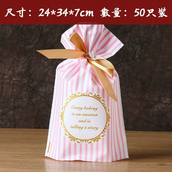 Ribbon Drawstring Gift Bag For Christmas And New Year Packaging Candy Paper Bag Biscuit Bundle Pocket Made Of Pe With Gravure Printing Craft For Casual Use