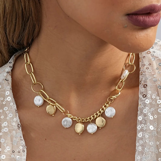 Roman Style Geometric Imitation Pearl Alloy Plating Women's Necklace