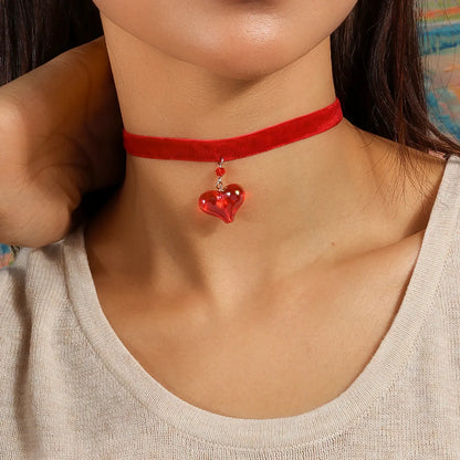 Romantic Heart Shape Velvet Synthetic Resin Valentine's Day Women's Choker