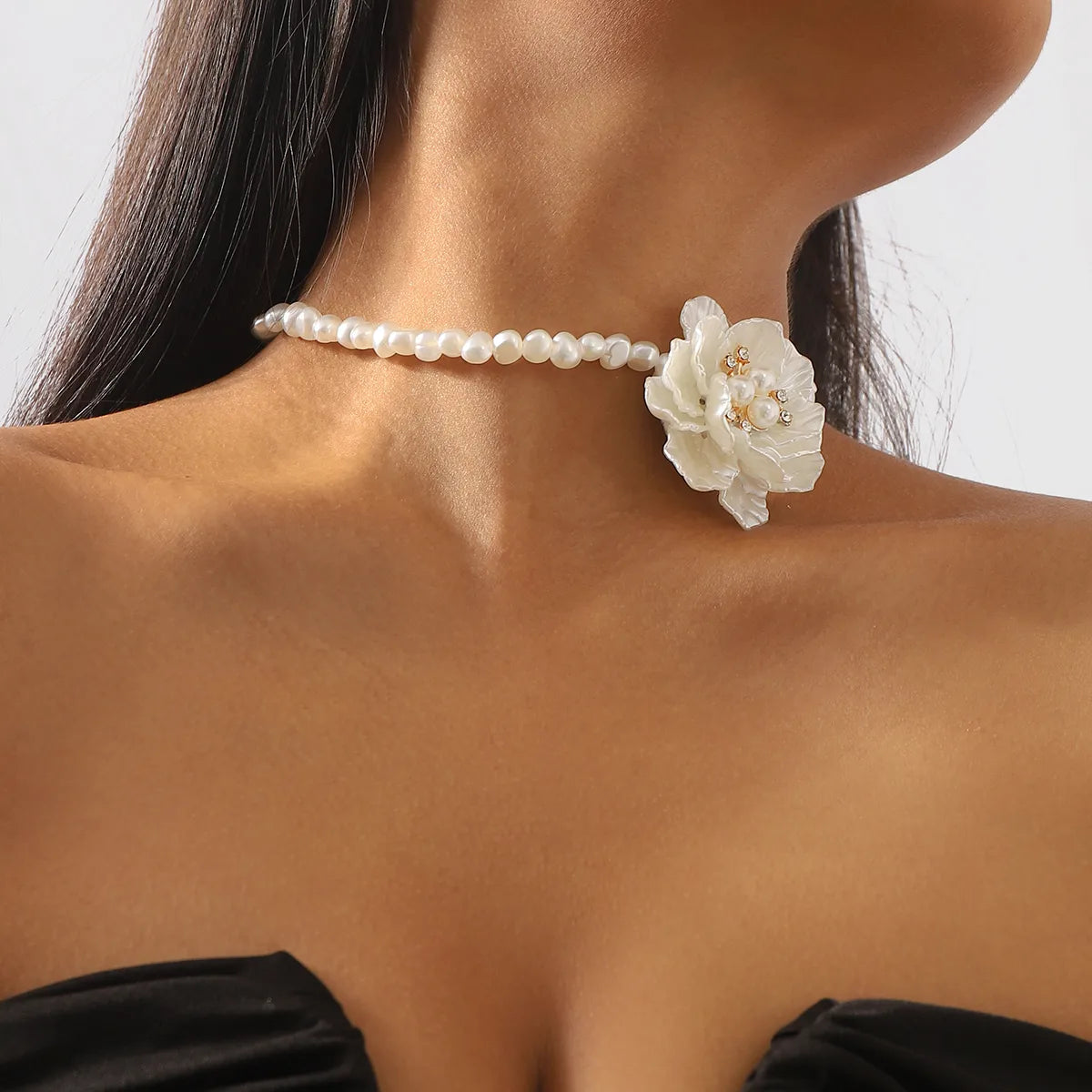 Romantic Modern Style Round Imitation Pearl Beaded Women'S Choker