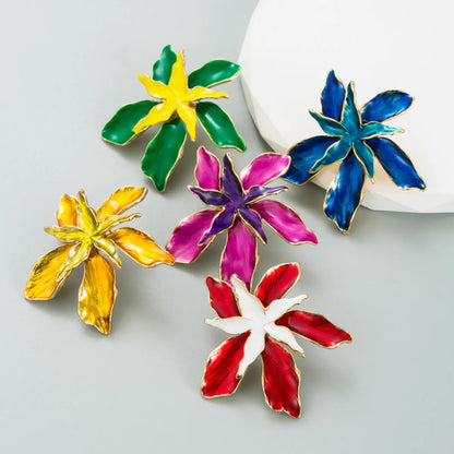 Romantic Petal Alloy Enamel Gold Plated Women'S Earrings 1 Pair