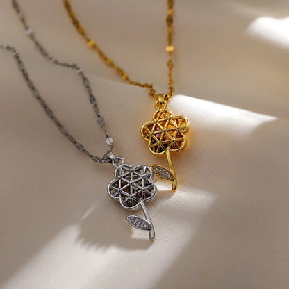 Romantic Sweet Flower Copper Plating Hollow Out Inlay Zircon 18k Gold Plated Pendant Necklace