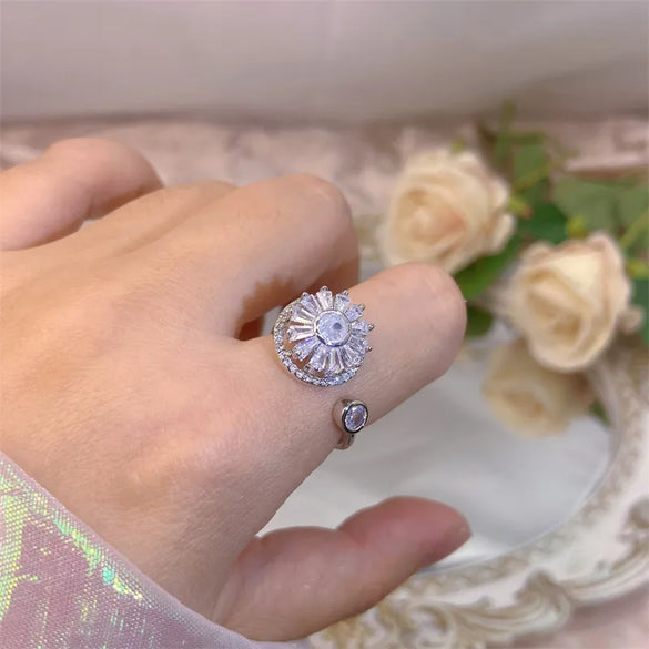 Rotating Moving Ring Flower Zircon Super Flash Ring Opening Color Retention Niche Design Fashion Hand Accessories Female Fashion
