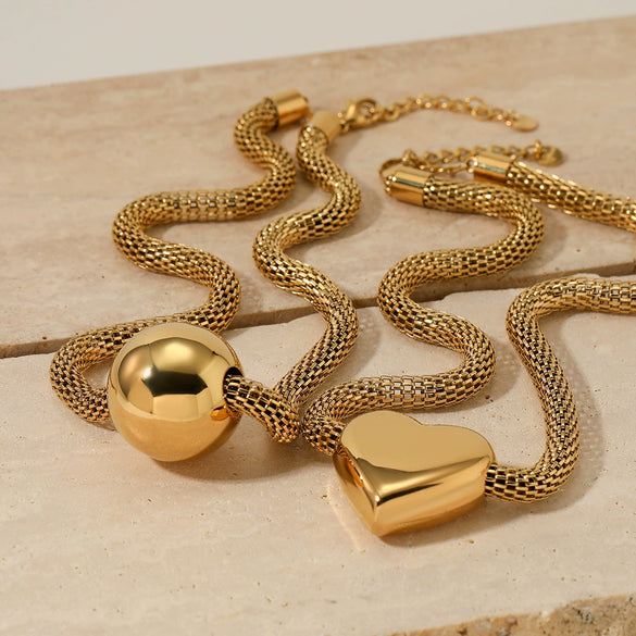 Round Mesh Chain Hollow Heart Ball Pendant Necklace For Girls Stainless Steel Electroplated Jewelry