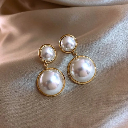 Round Pearl Splicing Pendant Earrings