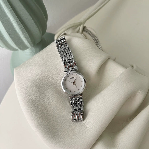 Round Small Dial Diamond Alloy Belt Watch For Women Simple Elegant And French Retro Style