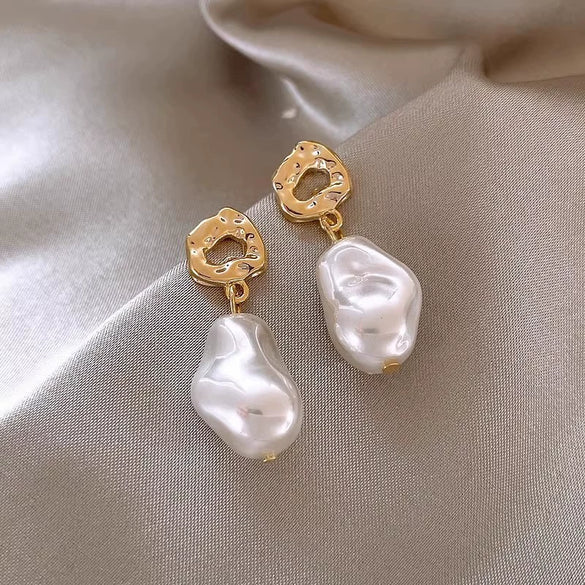 S925 Silver Butterfly Stud Earrings For Women Zircon Pearl Electroplated Light Luxury Niche Highend Minimalist Geometric