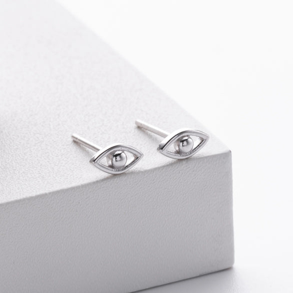 S925 Sterling Silver Eyes Electroplated Small Fresh Women's Ear Jewelry