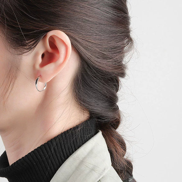 S925 Sterling Silver Geometric Mobius Ring Ear Hook Earrings For Women With Electroplating