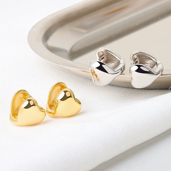 S925 Sterling Silver Heart Shape Stud Earrings Minimalist Niche Design Elegant Fashion Earrings For Women