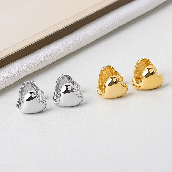 S925 Sterling Silver Heart Shape Stud Earrings Minimalist Niche Design Elegant Fashion Earrings For Women