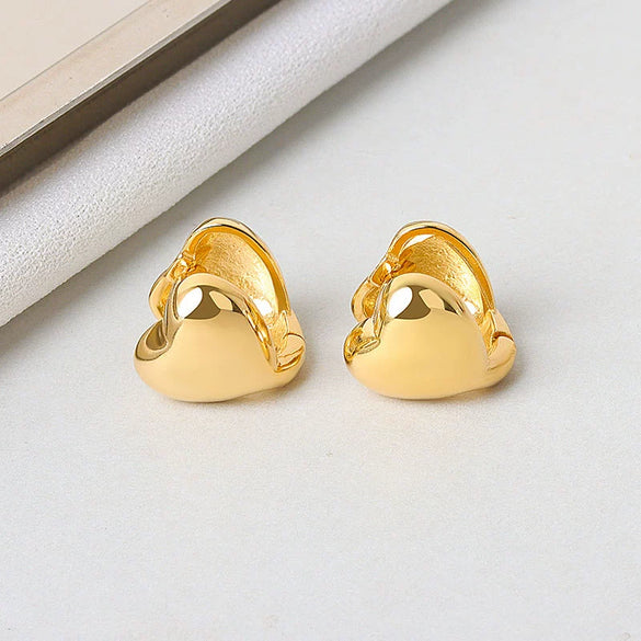 S925 Sterling Silver Heart Shape Stud Earrings Minimalist Niche Design Elegant Fashion Earrings For Women