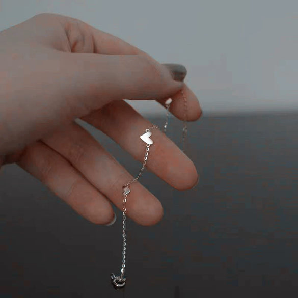 S925 Sterling Silver Heartshaped Women's Bracelet With Hearts Simple 18K Gold Plated Polishing Style