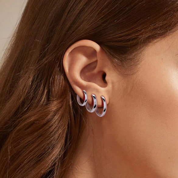 S925 Sterling Silver Hollow Earring Jewelry With Electroplating Process For Women