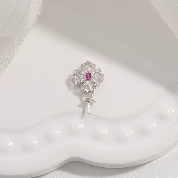 S925 Sterling Silver Inlaid Zircon Fourleaf Clover Pendant
