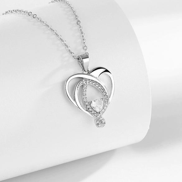 S925 Sterling Silver Love Heart Shaped Clavicle Necklace Luxury Fashion