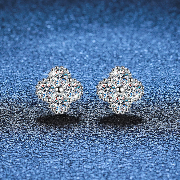 S925 Sterling Silver Moissanite Earrings Four Leaf Clover Light Luxury Electroplated For Women