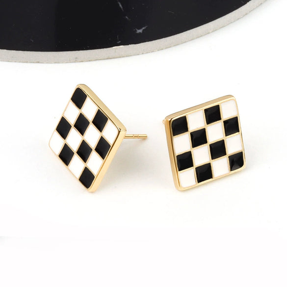 S925 Sterling Silver Vintage Chessboard Plaid Black And White Contrast Geometric Square Enamel Earrings