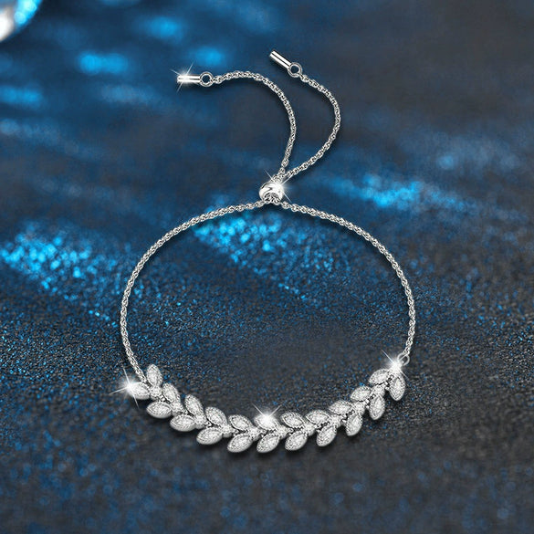 S925 Sterling Silver Women's Light Luxury Flower Pattern Moissanite Adjustable Bracelet
