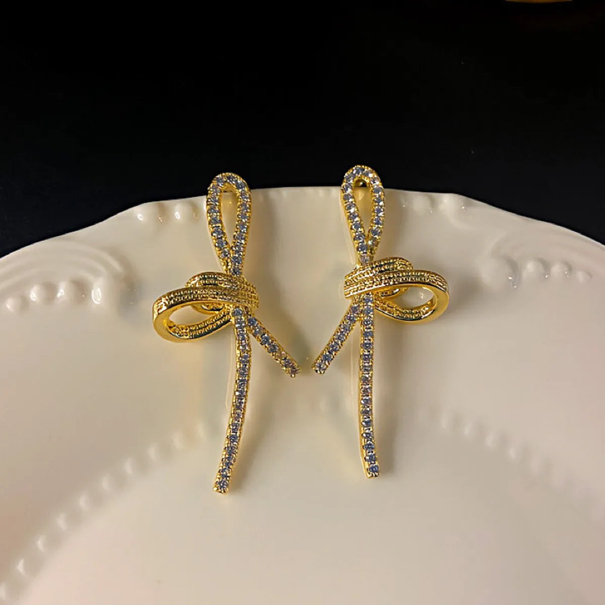 S925 Silver Needle Inlaid Zirconium Ribbon Bow Earrings Light Luxury Knot Personalized Zirconia Zirconia Earrings For Women