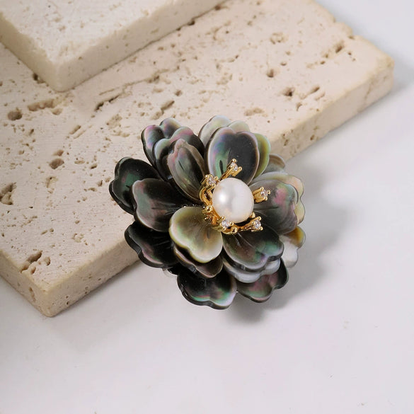 Shell Geometric Brooch Simple Style Electroplating