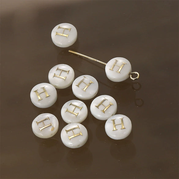 Shell Jewelry Geometric 26 Letters Round Fritillaria Double Sided Straight Hole Matching Material