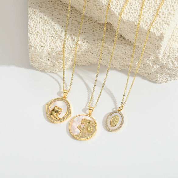 Shell Zircon Inlaid Disc Tigershaped Pendant Necklace Copper Electroplated Mixed Gemstone Setting For Women