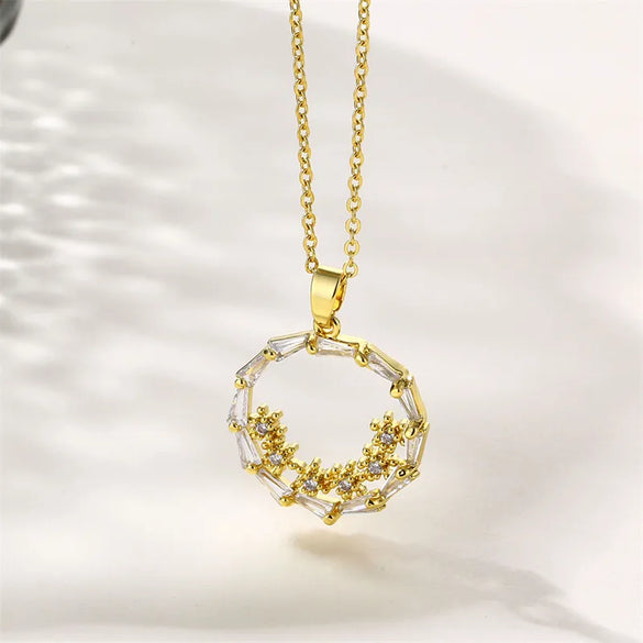 Shiny Circle 201 Stainless Steel Brass Plating Inlay Zircon 18K Gold Plated Women'S Pendant Necklace