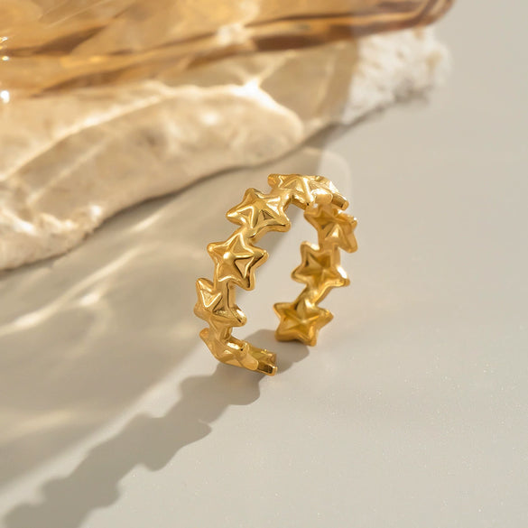 Silver And Gold Color Matched Fivepointed Star Geometric Style Ring For Women Made Of Stainless Steel With Electroplating