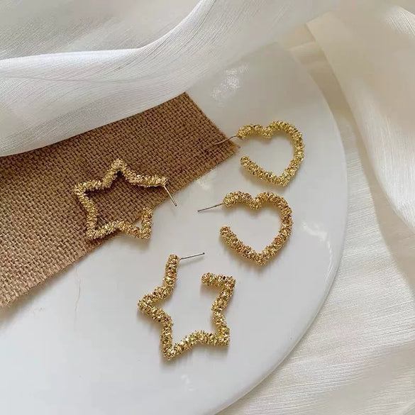 Silver And Zinc Alloy Elegant Simple Metallic Star Peach Heart Earrings With Electroplating Design For Women