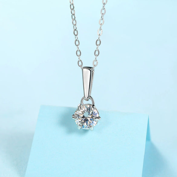 Silver Geometric Clavicle Chain With Moissanite Inlay Pendant