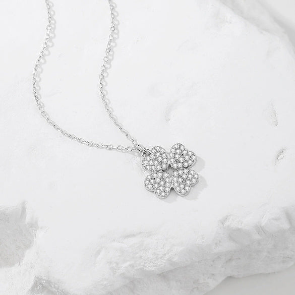 Silver Heartshaped Fourleaf Clover Necklace With Microinlaid Diamond