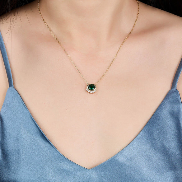 925 Silver Light Luxury Retro Clavicle Chain With Green Zircon Geometric Design For Women