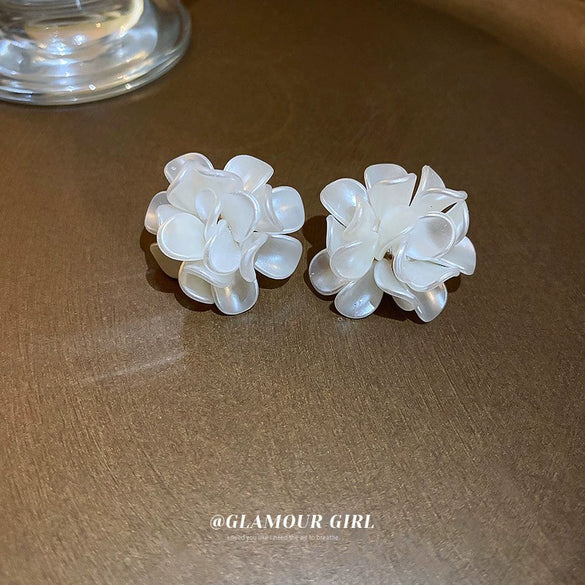 Silver Needle Earrings With Diamond Inlaid Imitation Pearl Petals And Tassel Geometric Shape High End And Versatile Design