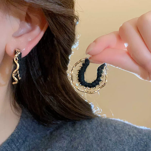Silver Needle Earrings With Diamond Inlaid Imitation Pearl Petals And Tassel Geometric Shape High End And Versatile Design