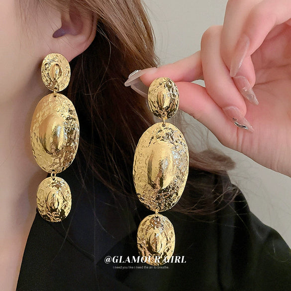 Silver Needle Exaggerated Metal Oval Earrings With Heavy Industry Design Sense And Electroplating Geometric Pattern Antique Style For Women