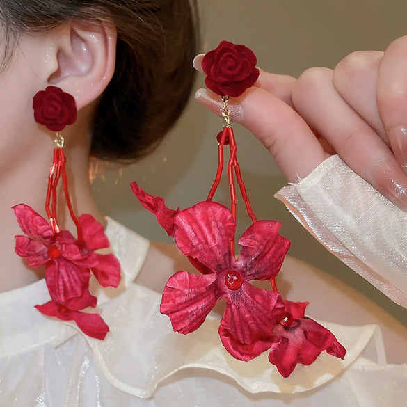 Silver Needle Fabric Rose Imitation Pearl Handmade Retro Exaggerated Elegant Ear Studs For Women