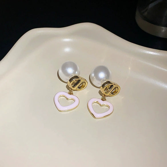 Silver Needle Metal Heart Plain Hoop Earrings Elegant Cold Style Electroplated For Women