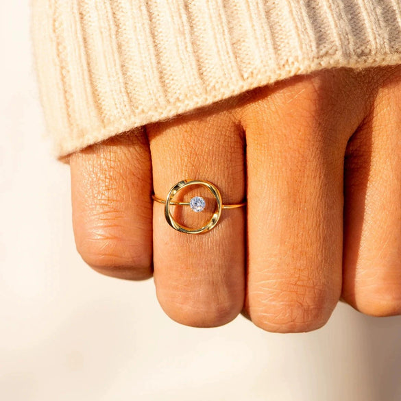 Silver Ring With Geometric Design And Inlaid Zircon Electroplating Process