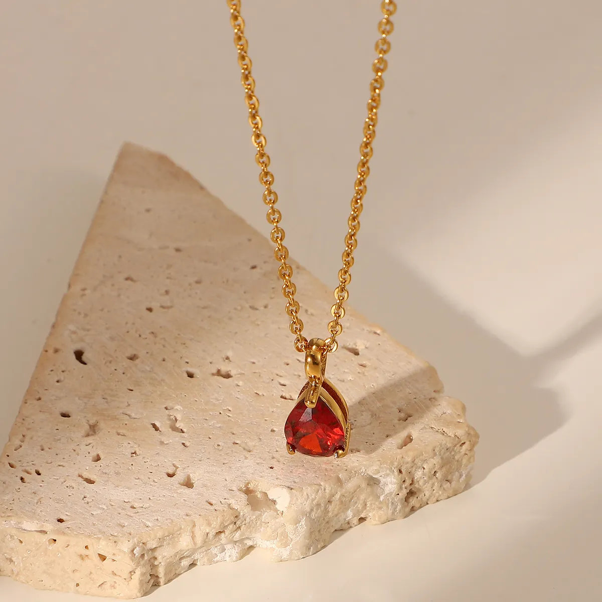 Simple 18k Gold-plated Color Zircon Stainless Steel Drop-shaped Pendant Necklace