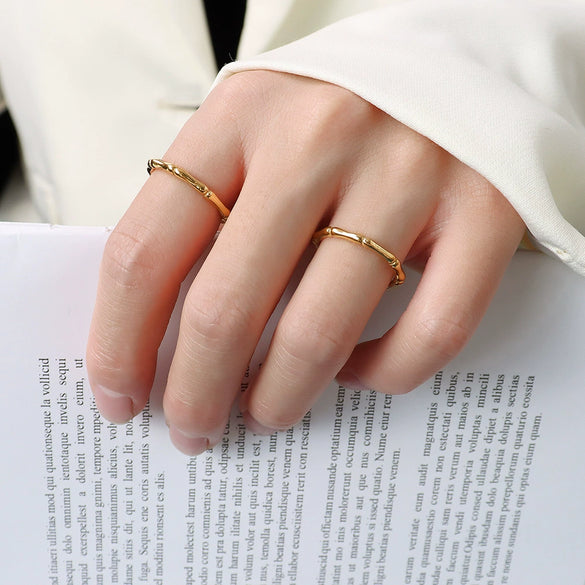 Simple Allmatch Women's Bamboo Ring In 316L Stainless Steel With 18K Gold Plated Electroplating And Geometric Design