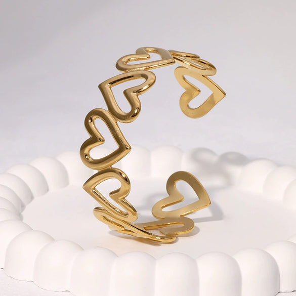 Simple Cold Style Geometric Love Flower French Gold Plated Stainless Steel Bracelet For Women