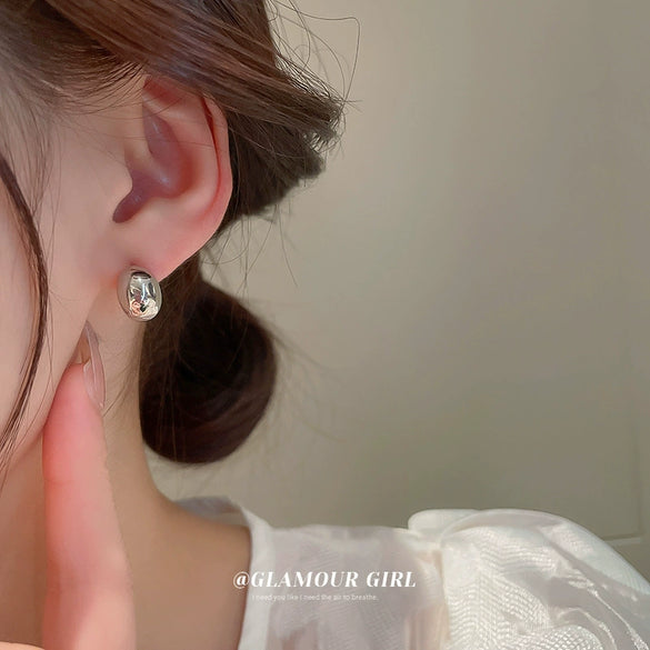 Simple Cold Style Niche High End Sense Women's Ear Studs With Real Gold Electroplated Silver Needles And Geometric Styling